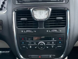 Lancia Voyager Platinum Stow&Go 2.8 CRD 131kW