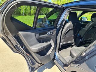 Volvo XC40 Recharge 300кВ
