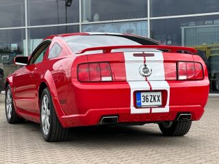 Ford Mustang GT Roush Body Kit 4.6 V8