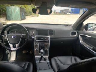 Volvo V60 Plug-in hybrid D6 2.4 158kW