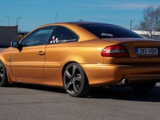 Volvo C70 2.3 T5 176kW