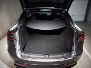 Tesla Model Y Long Range Dual Motor AWD 378kW