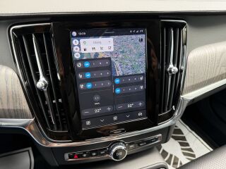 Volvo V90 Inscription Luxury Facelift MY24 2.0 B4 KERS MILD Kerghübriid 145kW