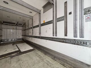 Mercedes-Benz Antos 2543 6x2*4 315kW