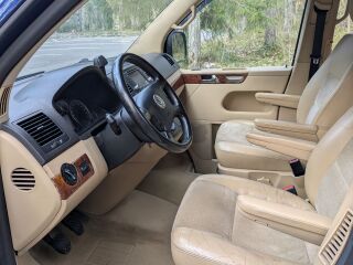 Volkswagen Multivan 2.5 128кВ