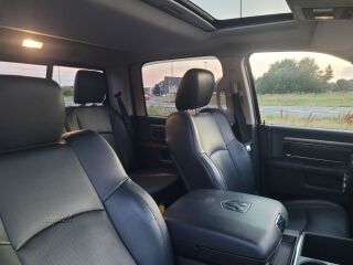Dodge RAM 1500 5.7 V8 291kW