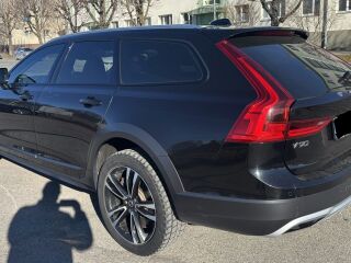 Volvo V90 Cross Country 2.0 173kW