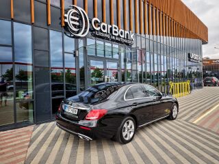Mercedes-Benz E 220 Avantgarde 2.0 143кВ