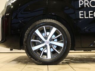 Toyota ProAce Verso Long Electric VIP 62кВ