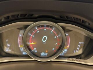 Volvo V40 Cross Country 2.0 140kW
