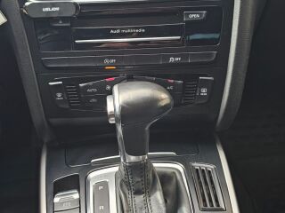 Audi A4 S-line 2.0 130kW