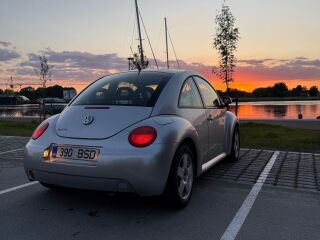 Volkswagen New Beetle 2.0 85кВ