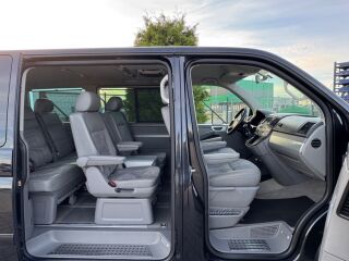 Volkswagen Multivan Highline 4-Motion 4*4 2.5 Tdi 128кВ