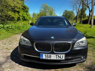 BMW 740 3.0 225kW
