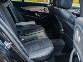Mercedes-Benz E 220 AMG Burmester 2.0 143kW