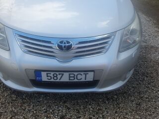 Toyota Avensis 2.0 112кВ