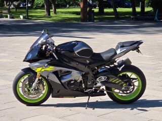 BMW S 1000 RR