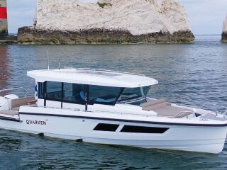 Quarken 35 Cabin Yamaha 2x Yamaha F300