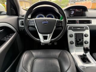 Volvo V70 R-Design 2.0 D3 120kW