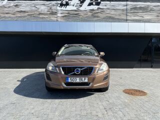 Volvo XC60 2.4 158kW
