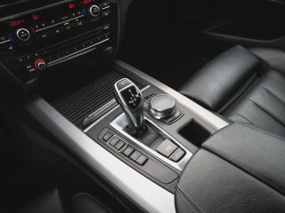 BMW X5 M Pakett 3.0 190kW