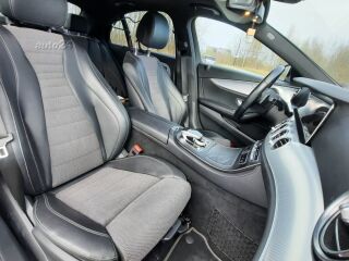 Mercedes-Benz E 220 2.0 143kW