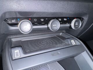 Citroen C4 Shine BlueHDi 130 AT8 1.5 96kW