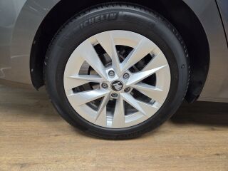Skoda Octavia HB Selection FL 1.5 110kW