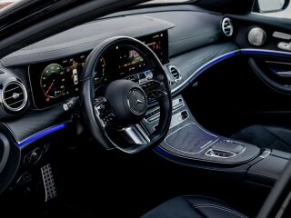 Mercedes-Benz E 300 de AMG 4Matic Airmatic Plug-In 2.0 235кВ
