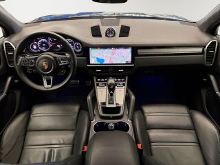 Porsche Cayenne Turbo 4.0 V8 404кВ