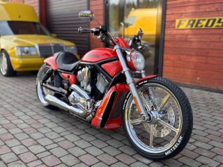 Harley-Davidson VRSCB V-Rod 21  Esi- ja 300 Tagaratas V2 Revolution 86kW