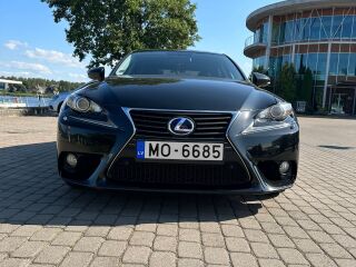 Lexus IS 300h
