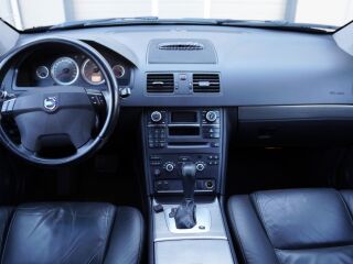 Volvo XC90 2.5 154kW