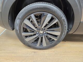 Peugeot 5008 GT BlueHDi 1.5 96kW
