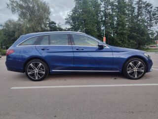 Mercedes-Benz C 300 2.0 225kW