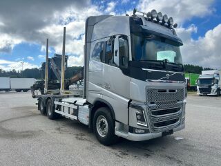 Volvo FH 750 6X4 + RETARDER + HIAB CRANE 552kW
