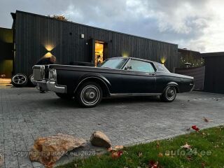 Lincoln Continental 7.6 V8 272kW