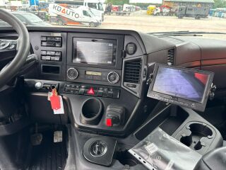 Mercedes-Benz Actros 3246 8x4 335kW