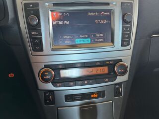 Toyota Avensis Linea Sol 1.8 108kW