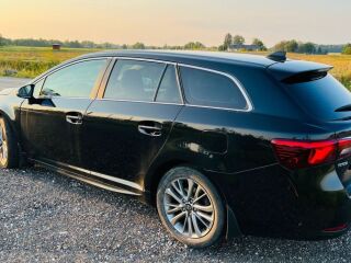 Toyota Avensis 2.0 105kW
