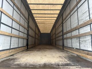 Krone Semitrailer Curtainsider Standard
