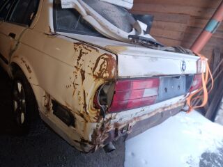 BMW 325 ix 2.5 V6 125kW