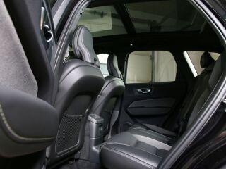 Volvo XC60 AWD BLACK EDITION INTELLI SAFE PRO 2.0 T6 Recharge Long Range Plug In Hybrid 293kW
