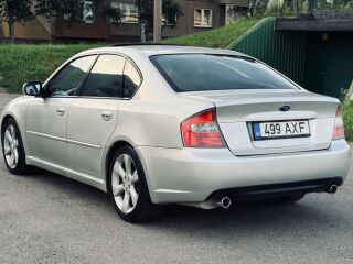 Subaru Legacy Luxury 4x4 3.0 180kW