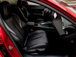 Peugeot 308 1.5 96кВ