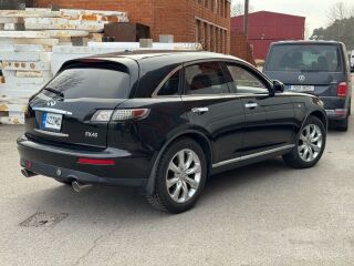 Infiniti FX45 4.5 V8 232kW
