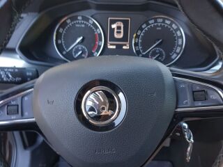 Skoda Superb 1.4 92кВ
