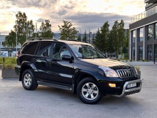 Toyota Land Cruiser Black 3.0 127kW