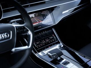Audi A8 60 e-tron Quattro 3.0 V6 250 kW/60 kW TFSI OVC-HEV 250kW