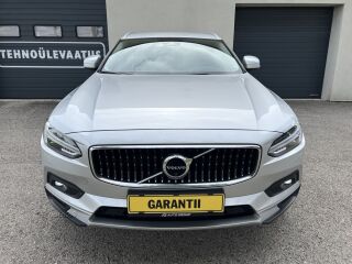 Volvo V90 Cross Country Inscription Facelift AWD MY22 2.0 B5 KERS MILD Kerghübriid 183kW